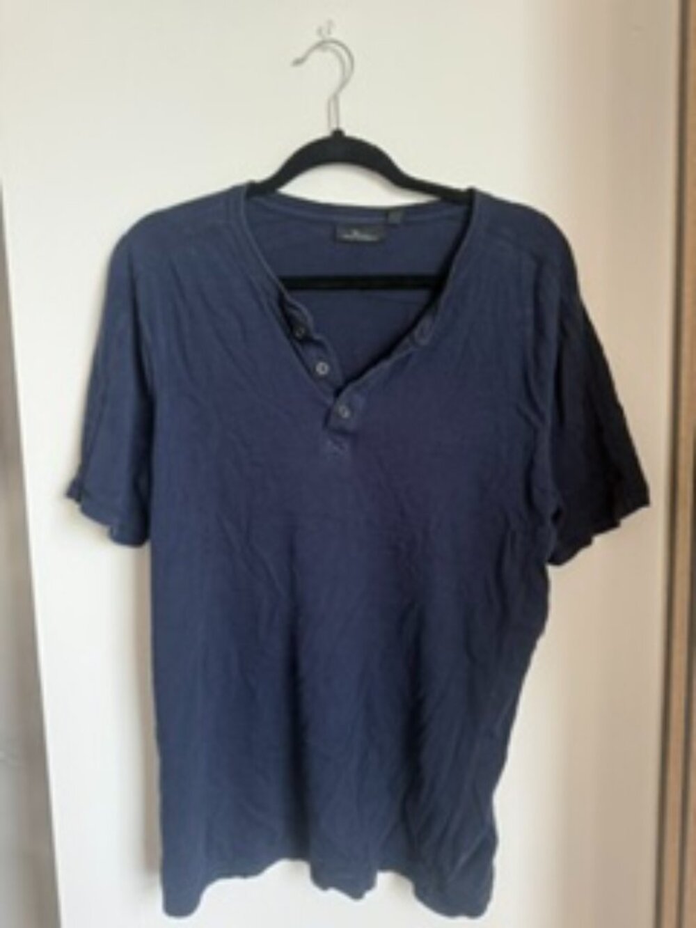 Men's Navy Blue Short-Sleeve Henley Shirt